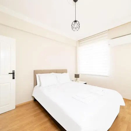 Cozy Near Popular Attractions In Apartament Antalya