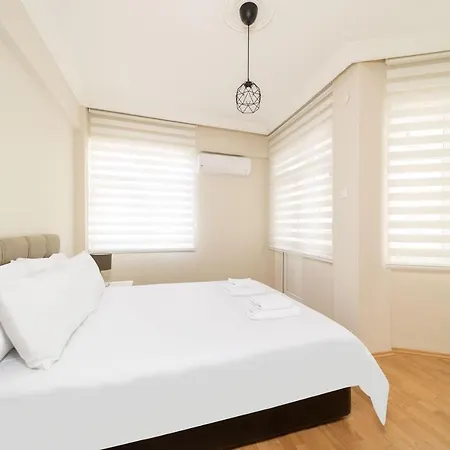Cozy Near Popular Attractions In *